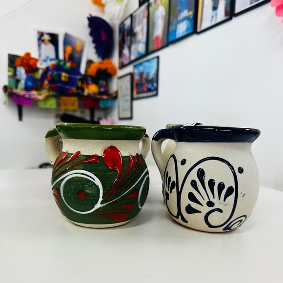 Mexican caffe mugs Mexican Hand-Painted Clay Pottery Mug set of 4 - Picture 2 of 7